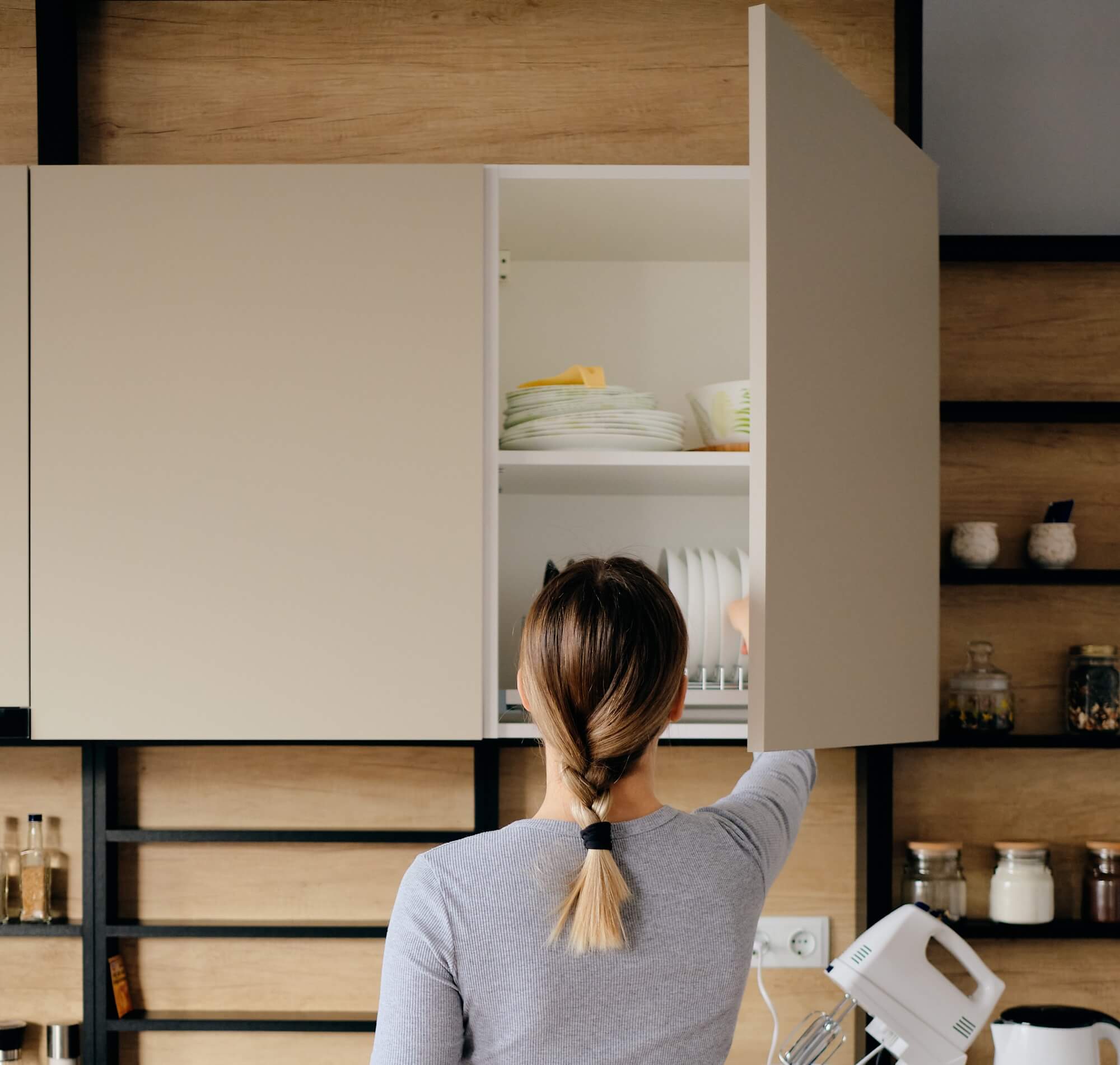 Schreibtisch mit Tischplatte in hellblauem Dekor