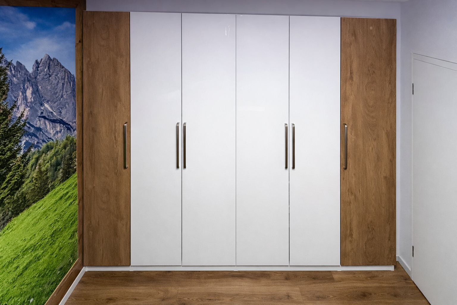 IKEA PAX Kleiderschrank mit alternativen Türen von Mainzuschnitt im Dekor Eiche ENDgrain