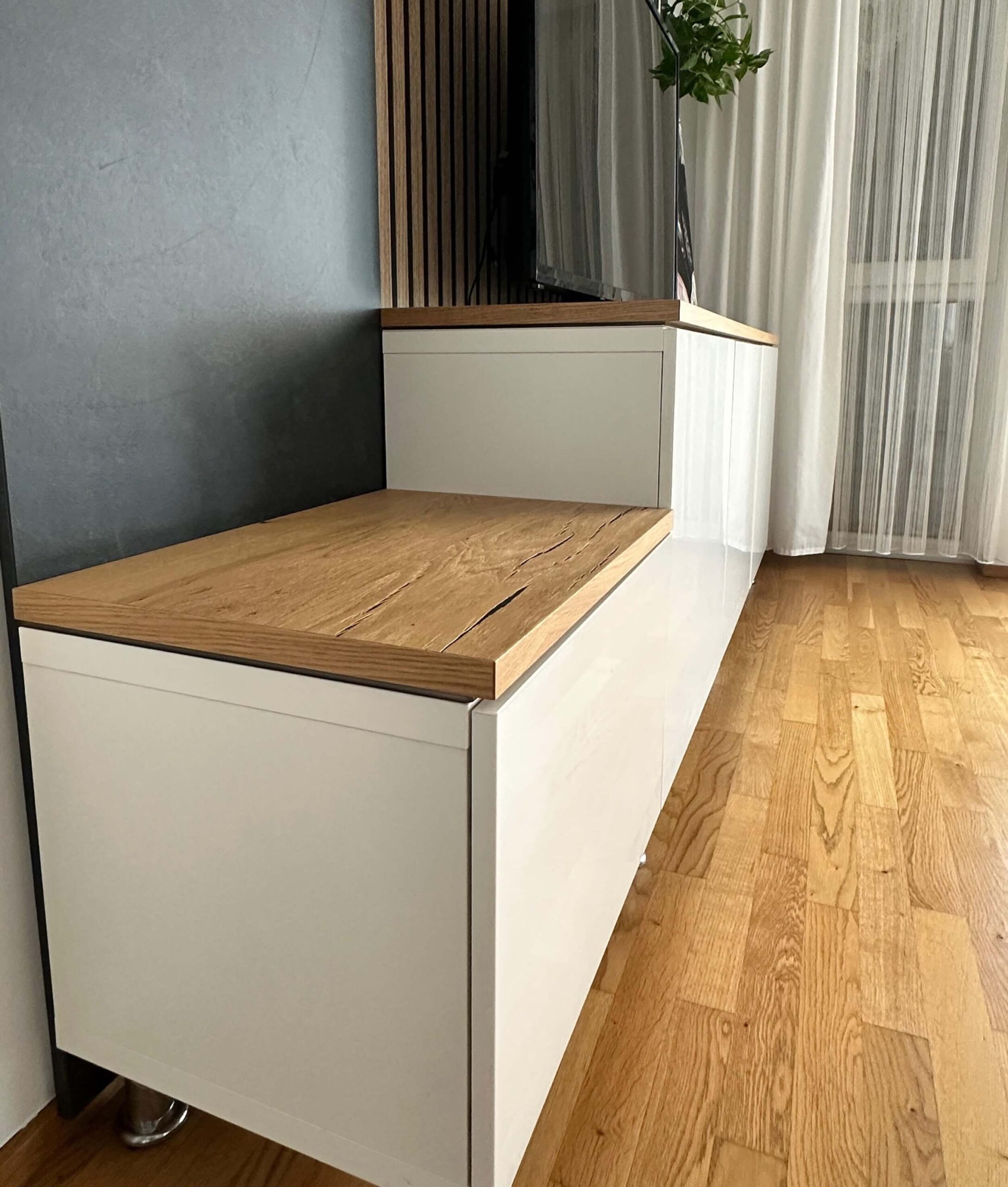 holzoptik-sideboard